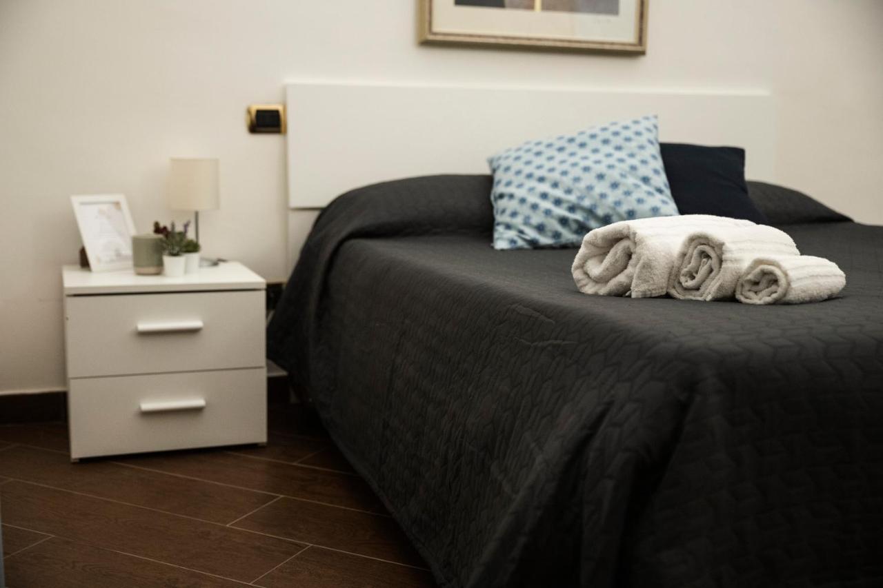 Bed and Breakfast Palazzo de Brado Trani Esterno foto